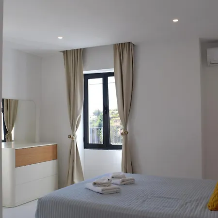 Holiday home Casa Rosinha, Views & Sunset Calheta (Madeira)