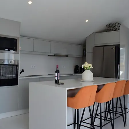 Holiday home Casa Rosinha, Views & Sunset Calheta (Madeira)