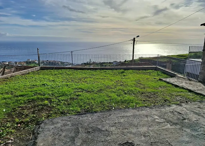 Nyaraló Casa Rosinha, Vistas, Por-do-sol E Conforto Calheta