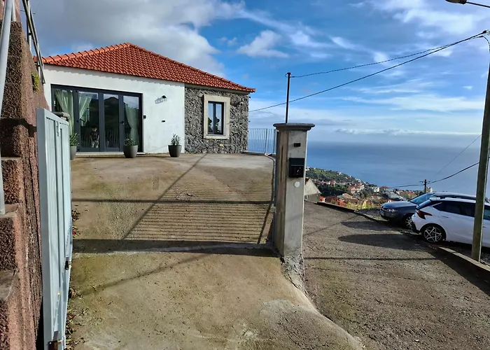 Semesterbostad Casa Rosinha, Vistas, Por-do-sol E Conforto *